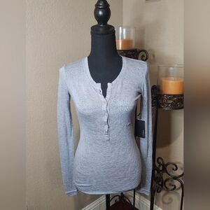 Rails Heather Gray Long Sleeve Lightweight Henley Top W/pocket. NWT. Size XS